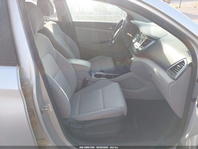 2017 HYUNDAI TUCSON auction photo 5