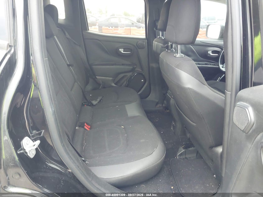 2017 JEEP RENEGADE auction photo 8