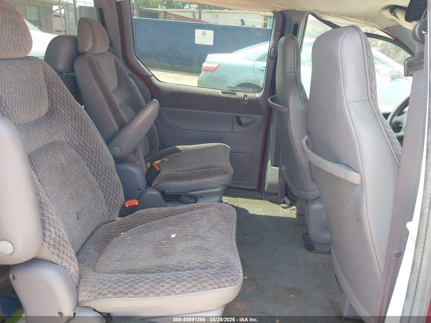 1998 DODGE GRAND CARAVAN auction photo 8