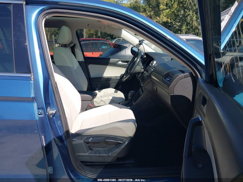 2019 VOLKSWAGEN TIGUAN auction photo 5