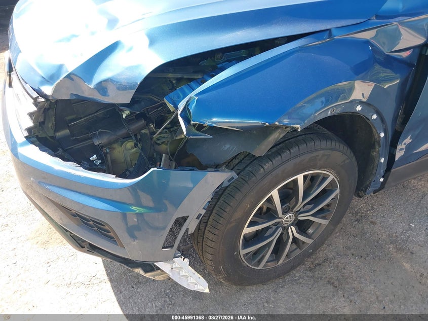 2019 VOLKSWAGEN TIGUAN auction photo 6