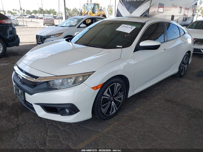 2017 Honda Civic, Правый бок, IAAI, VIN 2HGFC1F8XHH658051 — фото 2