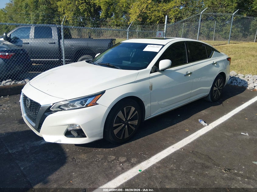 2019 NISSAN ALTIMA auction photo 2