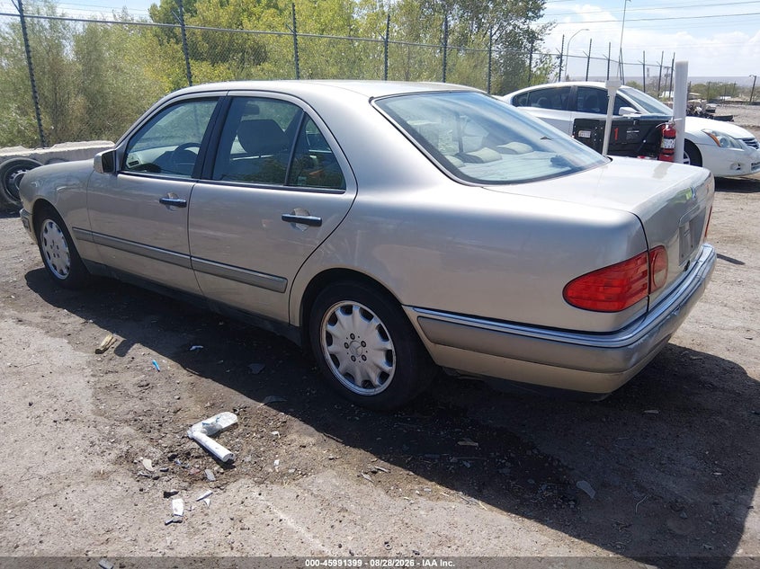 1997 MERCEDES-BENZ E 320 auction photo 3