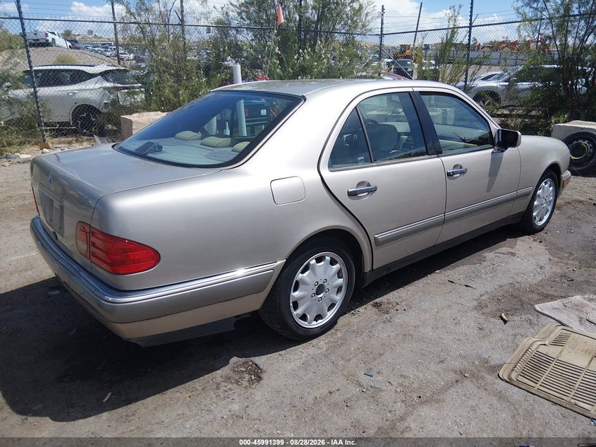 1997 MERCEDES-BENZ E 320 auction photo 4