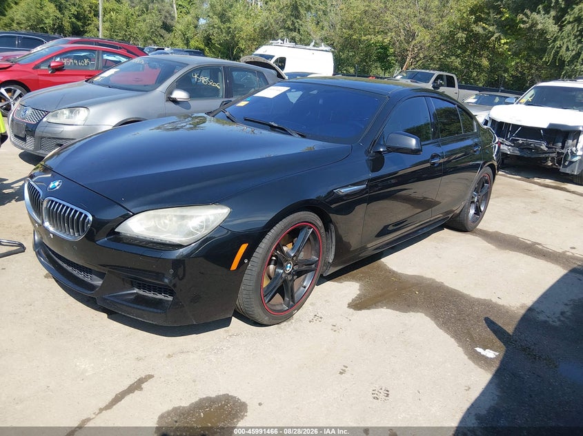 2015 BMW 6er, Град, IAAI, VIN WBA6A0C54FD318216 — фото 2