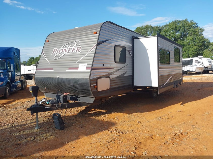 2017 HEARTLAND RV PIONEER SERIES M-300 auction photo 2