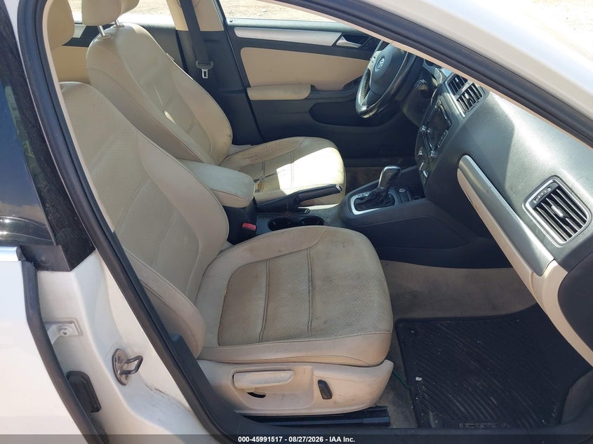 2014 VOLKSWAGEN JETTA auction photo 5