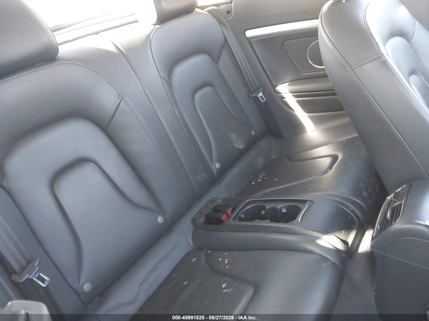 2010 AUDI A5 auction photo 8