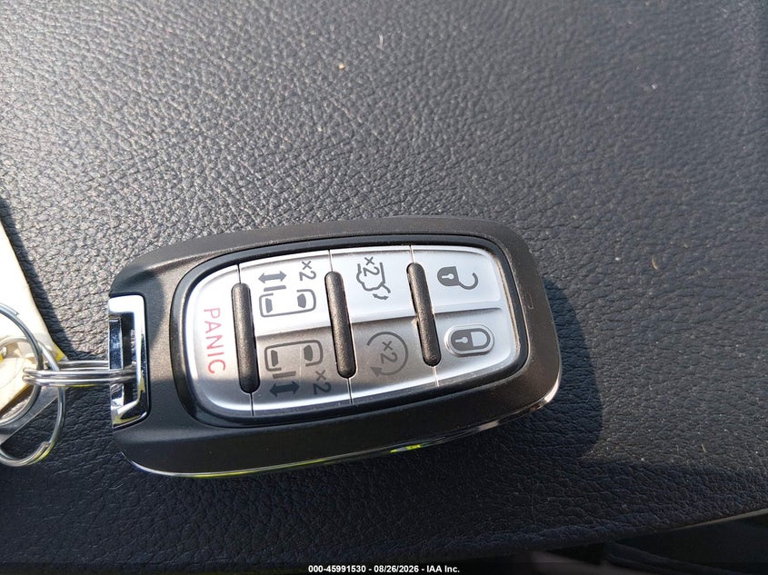 CHRYSLER PACIFICA HYBRID 2023 VIN 2C4RC1L73PR556008
