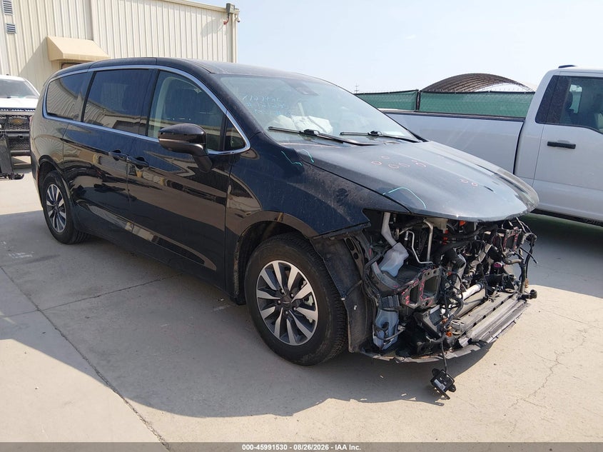 2023 CHRYSLER PACIFICA HYBRID auction photo 1