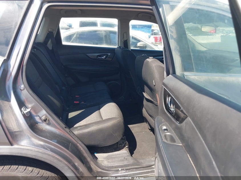 2017 NISSAN ROGUE auction photo 8