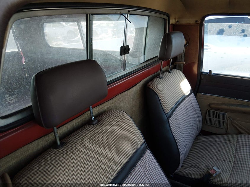 TOYOTA PICKUP 1983 VIN JT4RN34S9D0062329