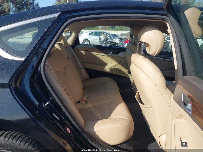 2015 HYUNDAI GENESIS auction photo 8