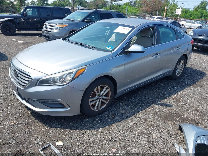 2015 HYUNDAI SONATA auction photo 2