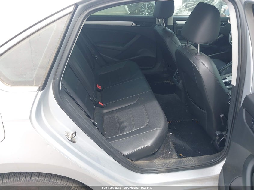 2013 VOLKSWAGEN PASSAT auction photo 8