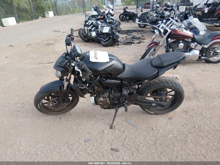YAMAHA MT07 2019