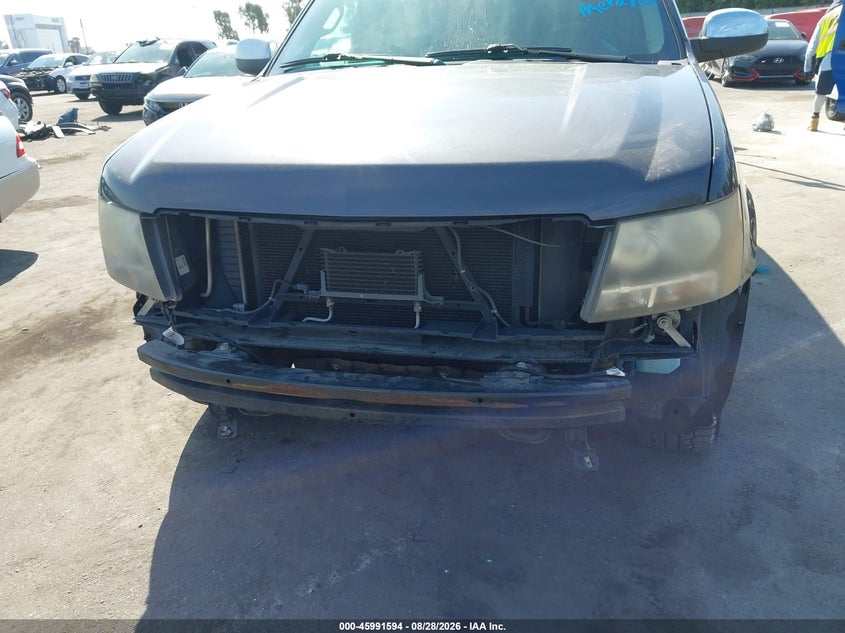 2011 CHEVROLET TAHOE auction photo 6