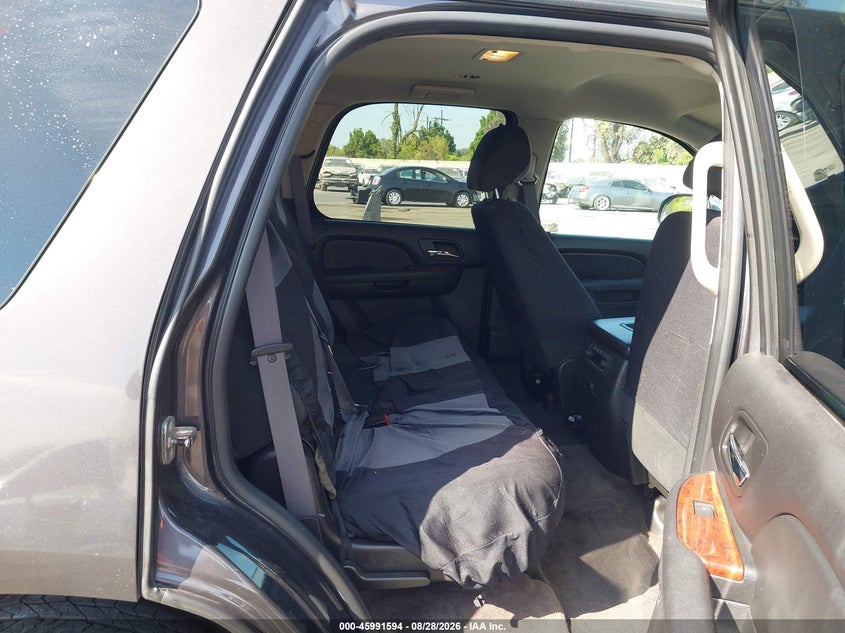 2011 CHEVROLET TAHOE auction photo 8
