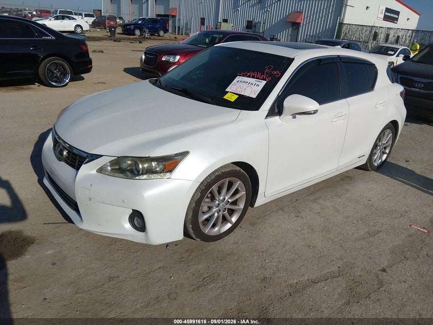 Vin: jthkd5bh3d2142302, lot: 46490942, lexus ct 200h 20132