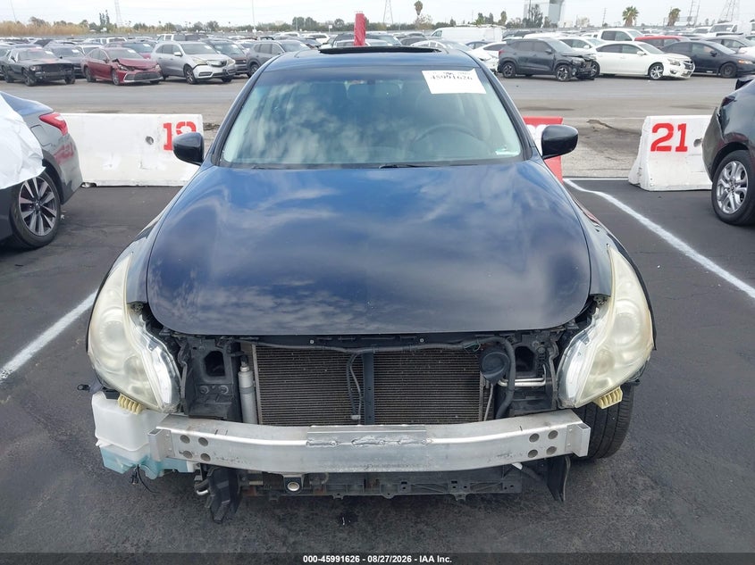 2012 INFINITI G37X · Фото 12