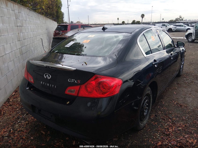 2012 INFINITI G37X · Фото 4