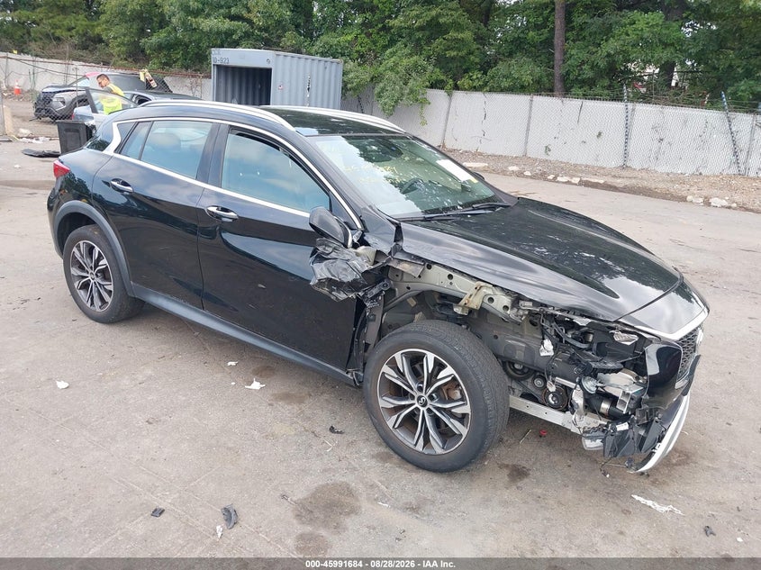 2018 INFINITI QX30 auction photo 6