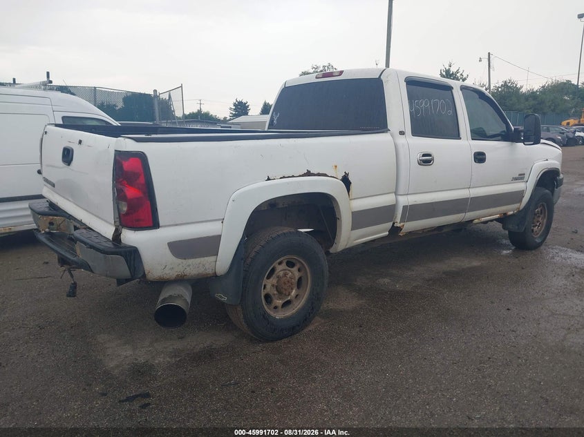 2004 CHEVROLET SILVERADO 2500HD auction photo 4