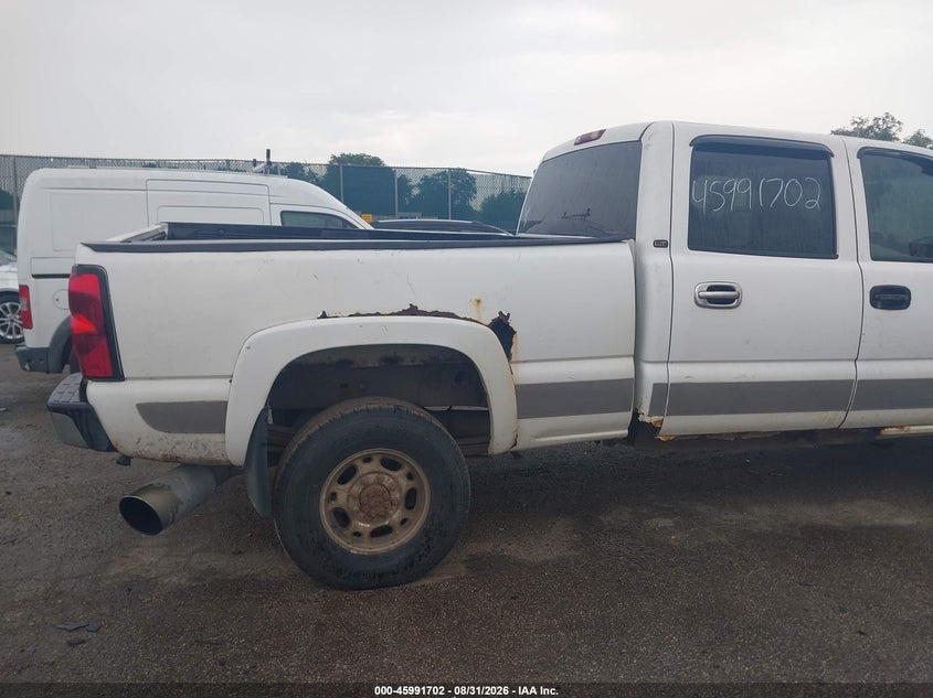 2004 CHEVROLET SILVERADO 2500HD auction photo 6