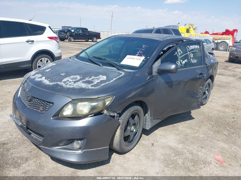 2010 Toyota Corolla, Левый бок, IAAI, VIN 2T1BU4EE8AC461527 — фото 2
