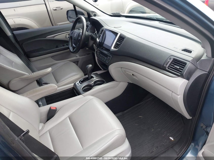 2016 HONDA PILOT auction photo 5