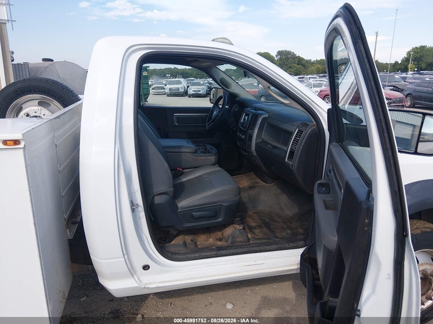 2015 RAM 4500 CHASSIS auction photo 5