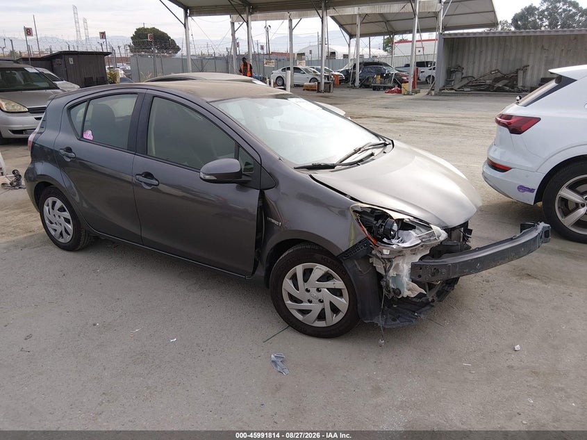 2015 Toyota Prius C Two, Лівий перед, IAAI, VIN JTDKDTB39F1113244
