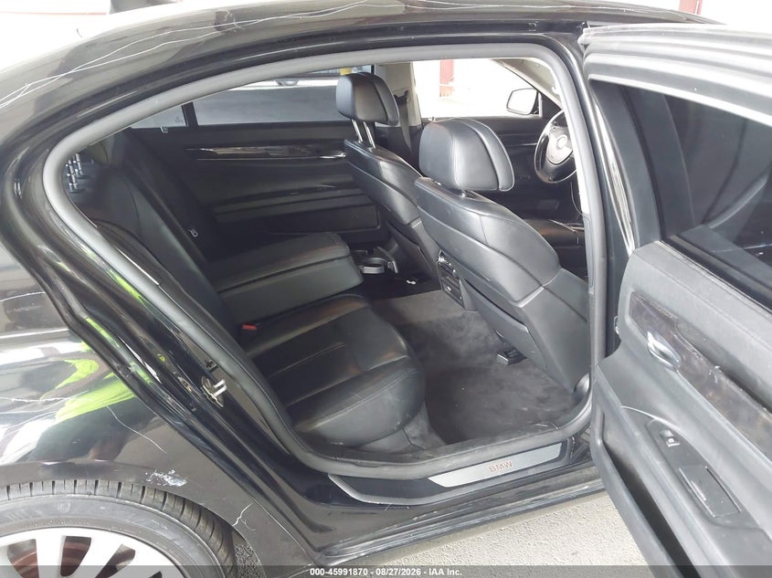2010 BMW 750LI auction photo 8