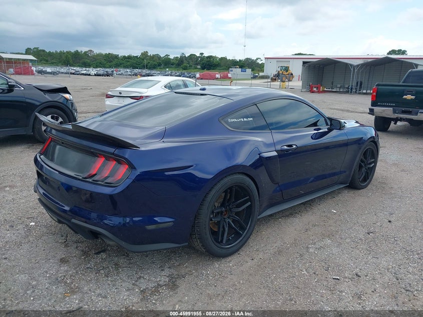 FORD MUSTANG - zdjęcie 4
