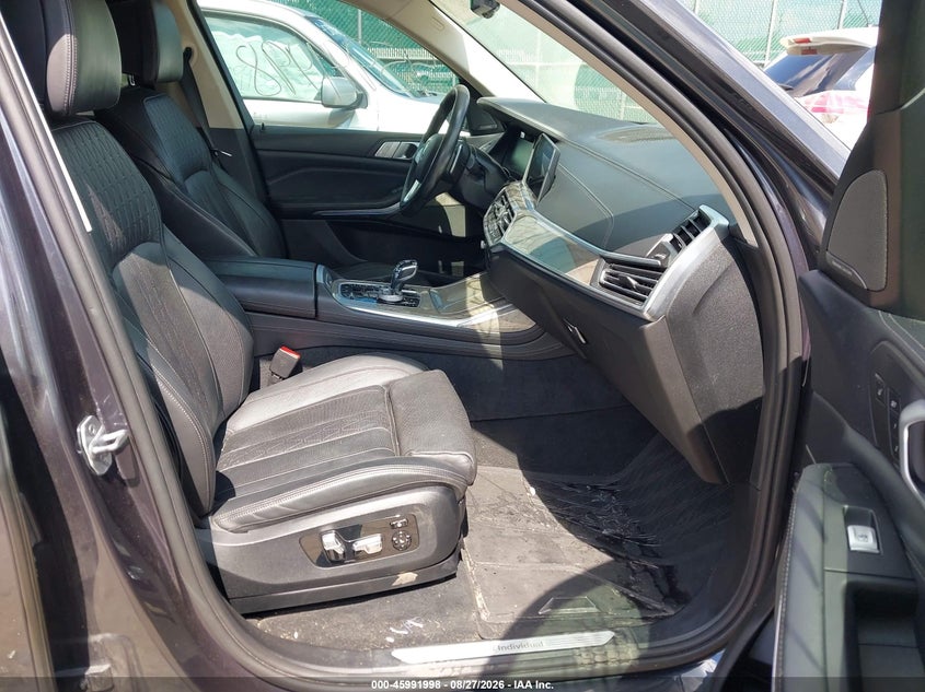 BMW X7 - zdjęcie 5