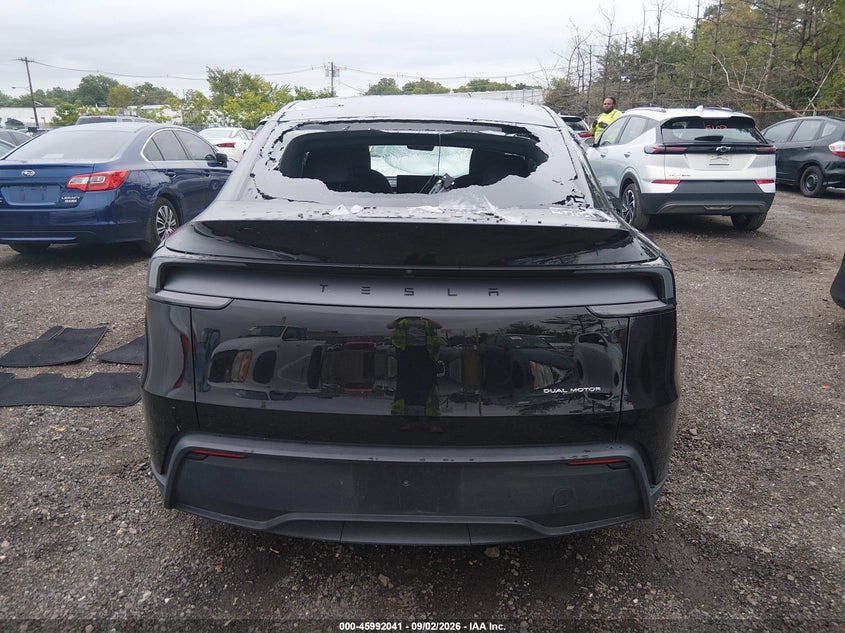 2026 Tesla Model Y (VIN: 7SAYGDEE8TA488713)