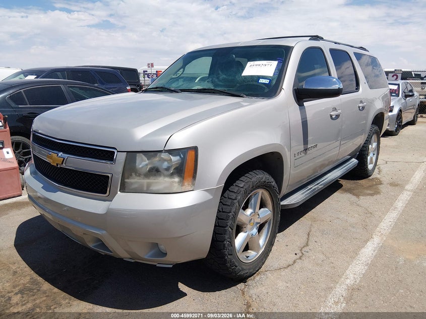 2007 CHEVROLET SUBURBAN 1500 auction photo 2