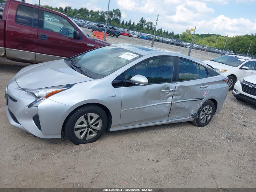 TOYOTA PRIUS - zdjęcie 14