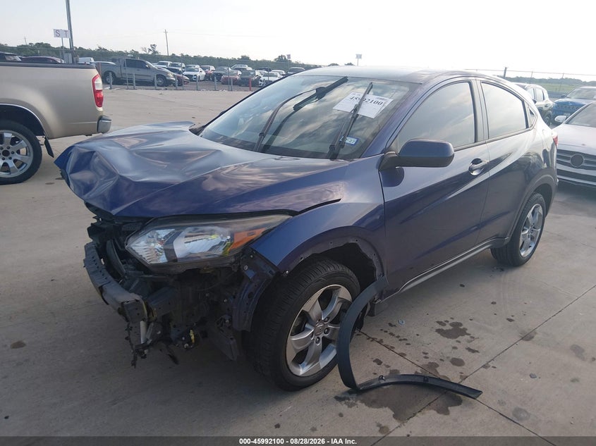 2017 Honda Hr-V Lx, Front End, IAAI, VIN 3CZRU5H3XHM705513 — photo 2