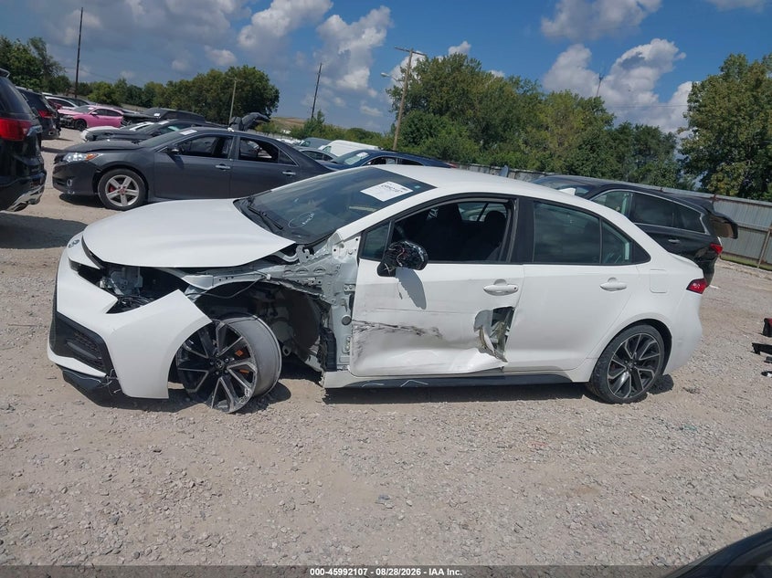 TOYOTA COROLLA - zdjęcie 15