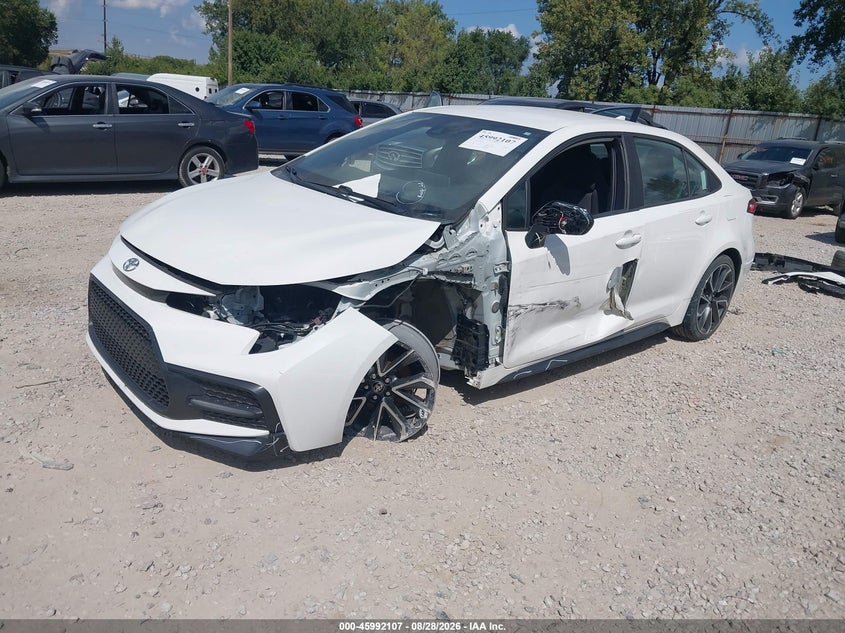 2020 TOYOTA COROLLA auction photo 2
