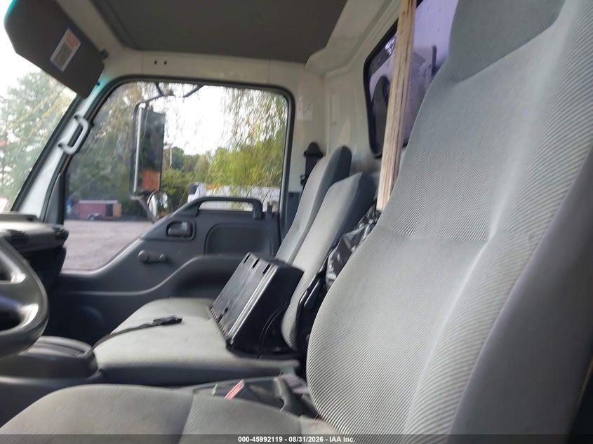 2004 ISUZU W4S042 NPR HD DSL REG auction photo 6