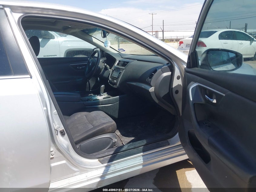 2018 NISSAN ALTIMA auction photo 5