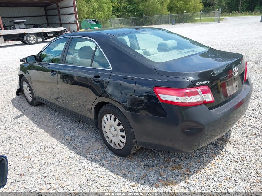 2011 TOYOTA CAMRY auction photo 3