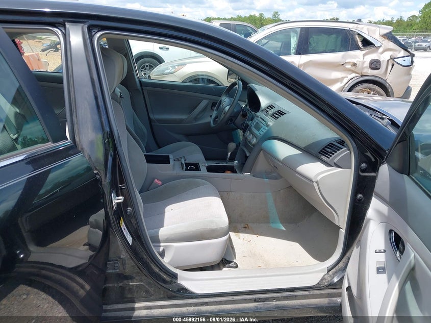 2011 TOYOTA CAMRY auction photo 5