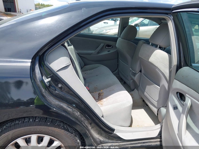 2011 TOYOTA CAMRY auction photo 8