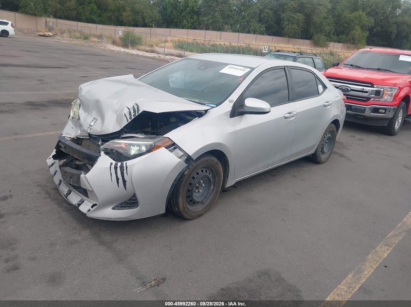 2018 Toyota Corolla, Front End, IAAI, VIN 5YFBURHE8JP826877 — photo 2