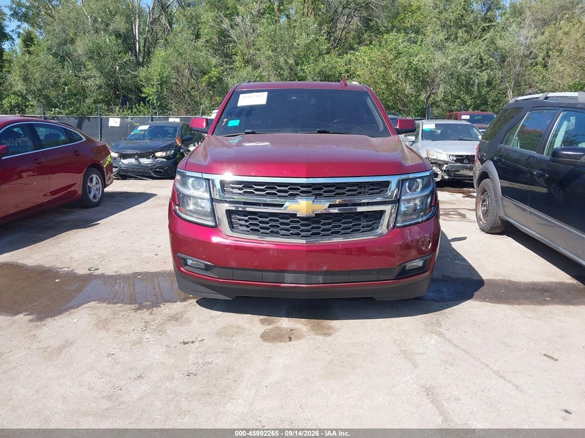 CHEVROLET SUBURBAN - zdjęcie 12