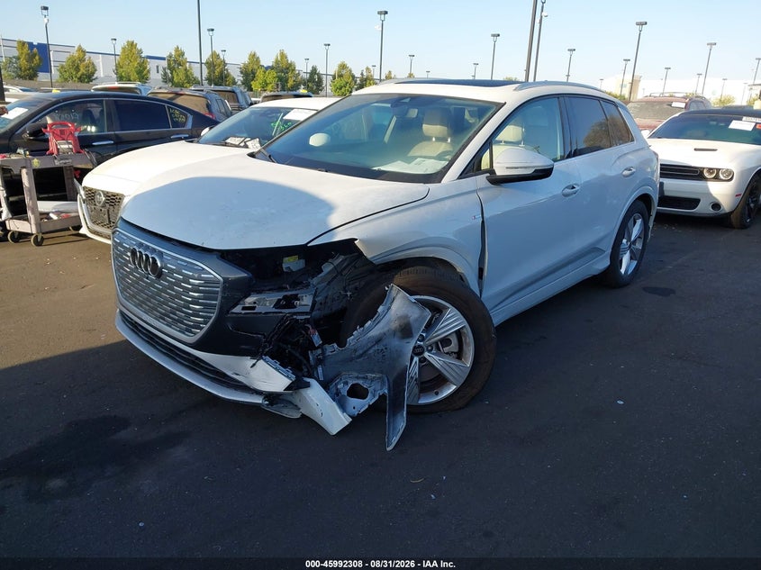 Vin: wa1lubfz7tp001686, lot: 46491633, audi q4 e-tron premium plus 55 quattro 20262